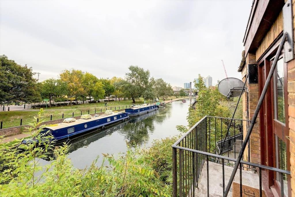 Amazing Location - City Of London- 2 Bedroom Stunning Canal View House With Private Garden,Parking & Balcony 外观 照片