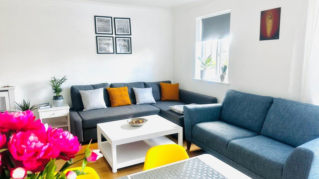 Amazing Location - City Of London- 2 Bedroom Stunning Canal View House With Private Garden,Parking & Balcony 外观 照片