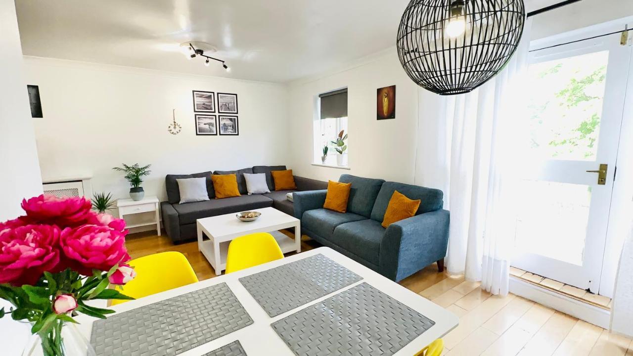 Amazing Location - City Of London- 2 Bedroom Stunning Canal View House With Private Garden,Parking & Balcony 外观 照片