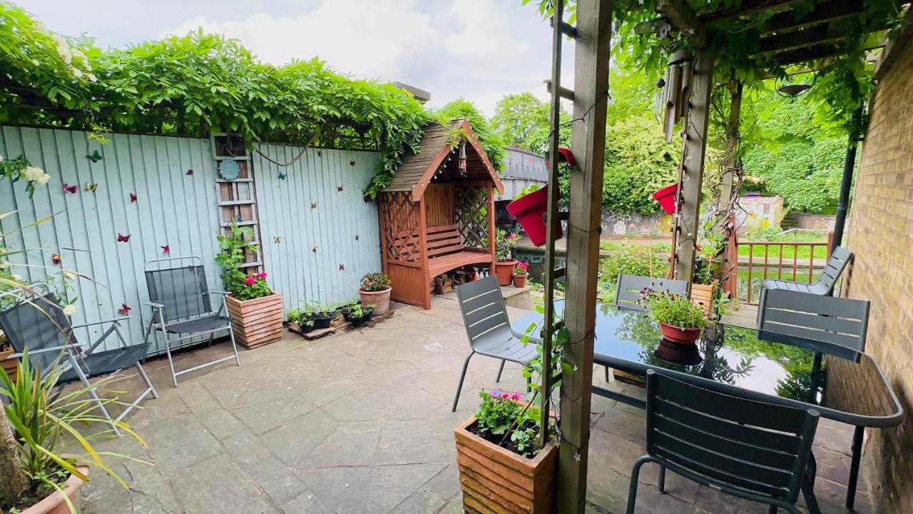 Amazing Location - City Of London- 2 Bedroom Stunning Canal View House With Private Garden,Parking & Balcony 外观 照片